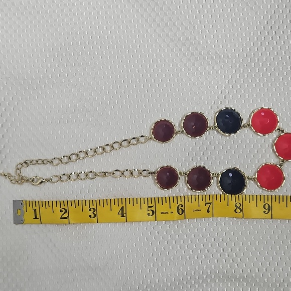 ARCYLLIC MULTI-COLORED STATEMENT NECKLACE - Picture 5 of 7